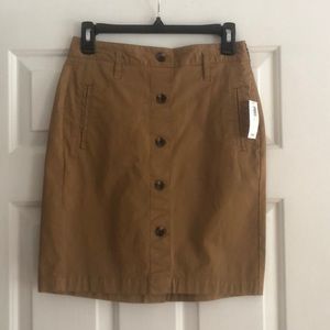 Old Navy pencil skirt... brand new with tags!